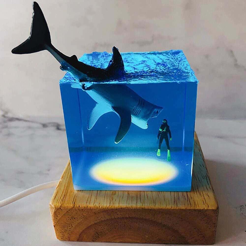 The resin shark night light （ Best Gift 🎁 ）