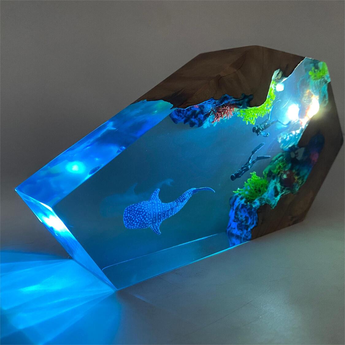 Whale Shark  Freestyle Diver Night Light （ Best Gift 🎁 ）